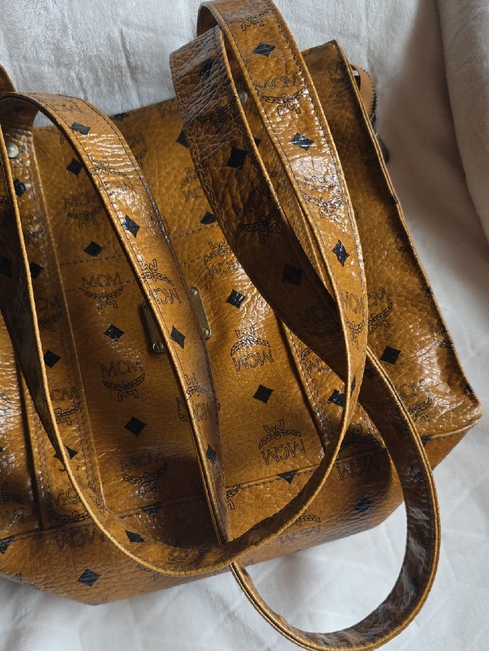 MCM Gold Visetos Monogram Tote - Picture 3 of 12